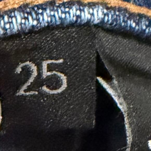 J Brand Women's Julia Jeans Size 25 Wonderland Destruct Distressed Denim Casual - Picture 10 of 11